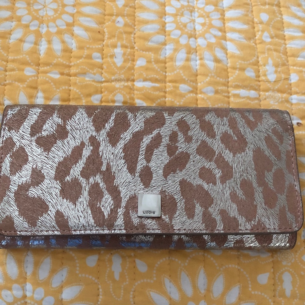 Super cute genuine leather wallet❤️